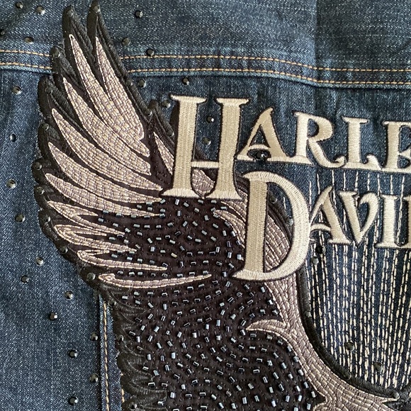 💜 Host Pick 💜 Harley Davidson Eagle heavily embellished jean jacket beading - Picture 9 of 16